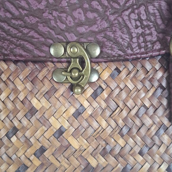 Vintage Straw and Faux Leather Purple Tan Bag - Picture 10 of 16